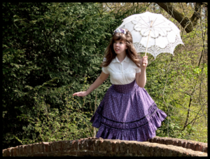 2010 ~ Lolita photo meeting, Self made high waist skirt & hair roses. Photo: Henk van Reissen